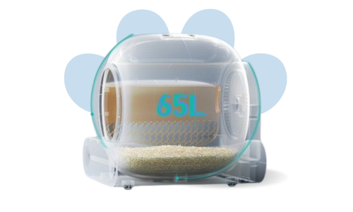 Keblam Inc Showcase Image displaying the size of the toilet space in the automatic cat litter box